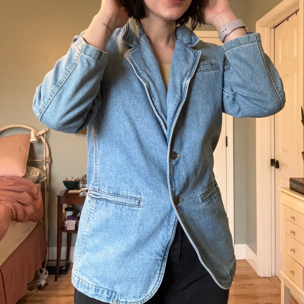 Cool vintage jean blazer/jacket.
